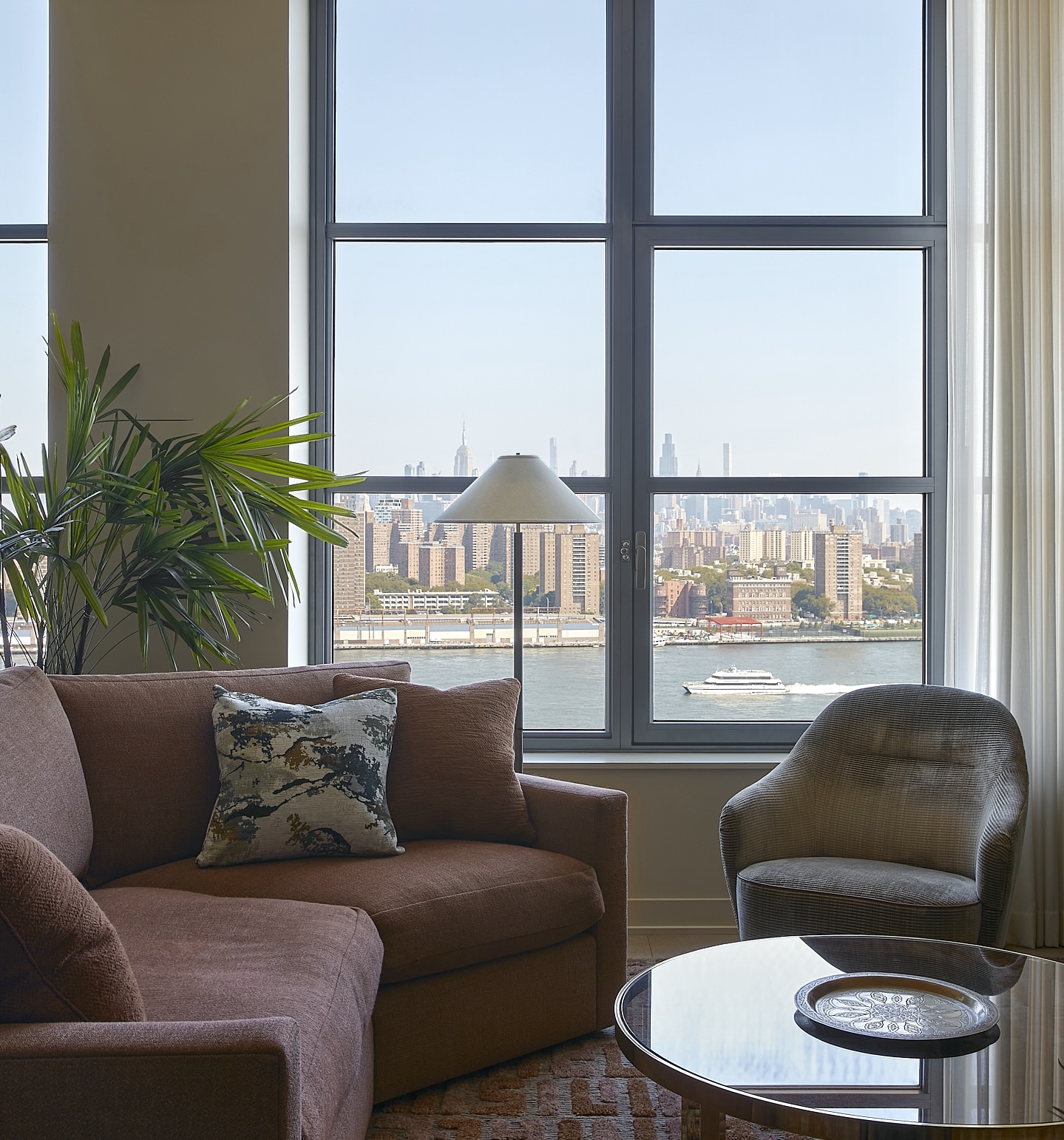 EFuerniss_JSI_180FrontSt_22321