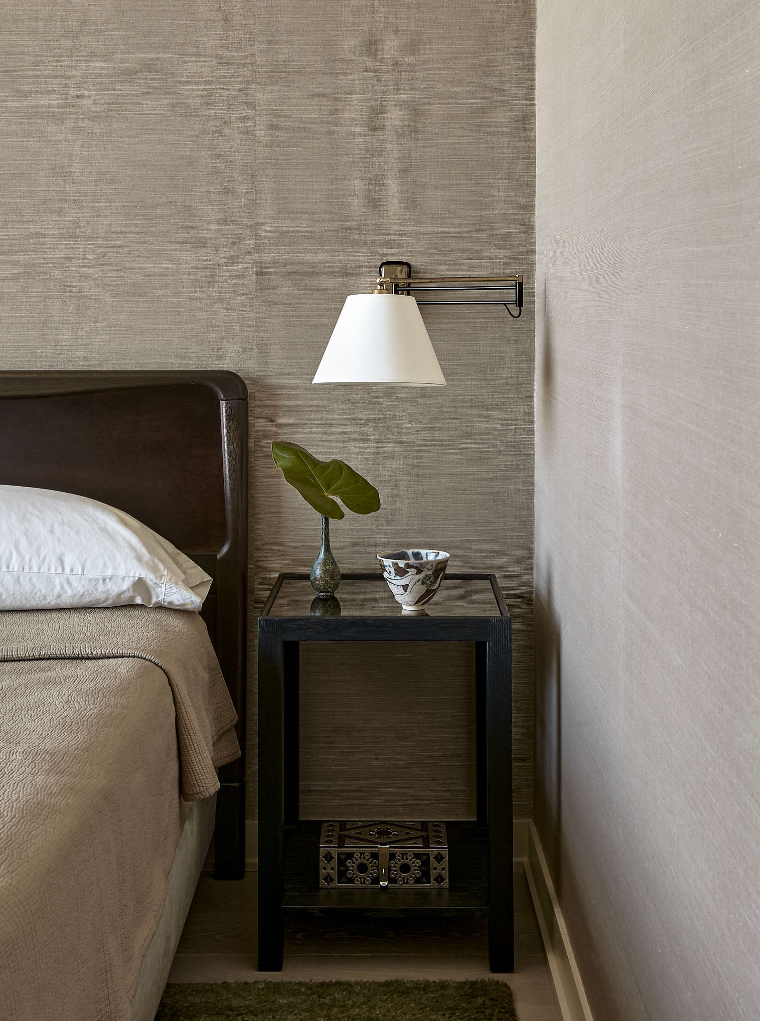 EFuerniss_JSI_180FrontSt_22385